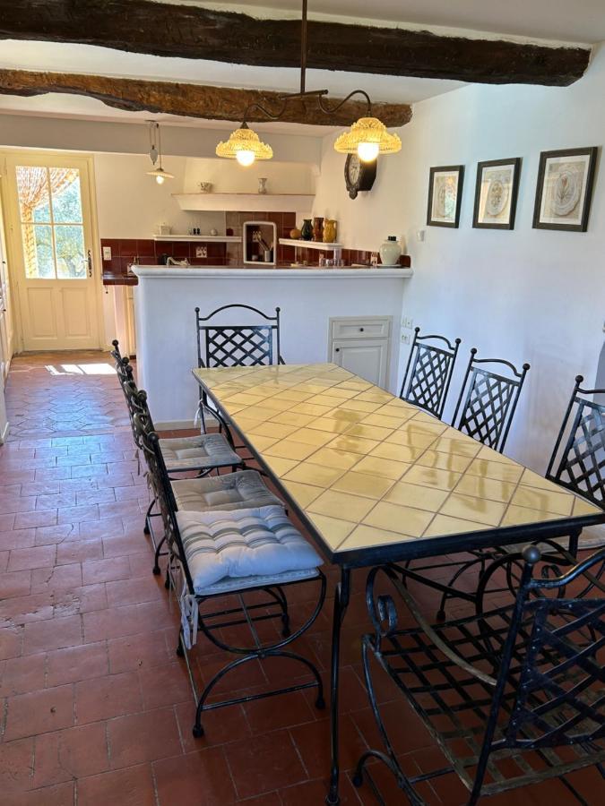 Chateau Du Grand Jas Entrecasteaux エクステリア 写真